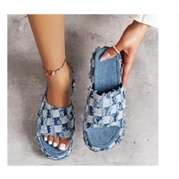 Women's Denim Boho Sandals - Picture 4 of 7